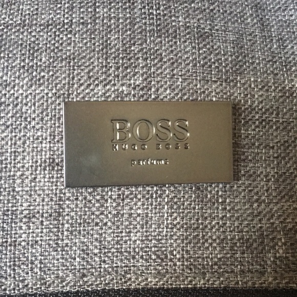 Hugo Boss duffel bag - Picture 2 of 5